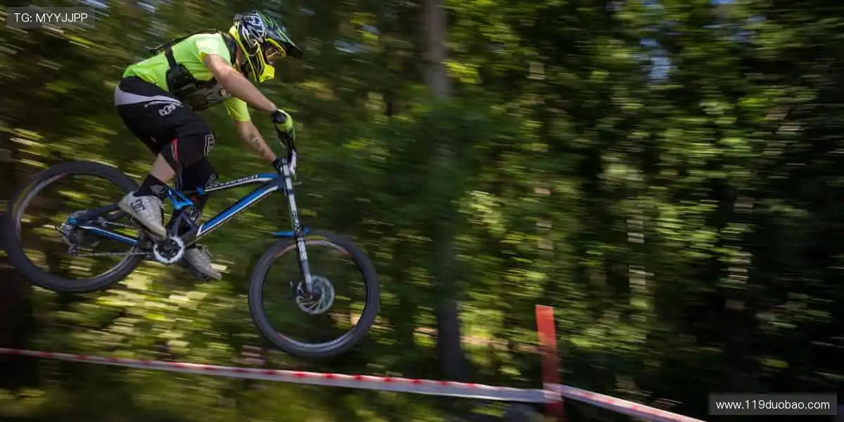 🏀独家直播，错过再等一年！📺